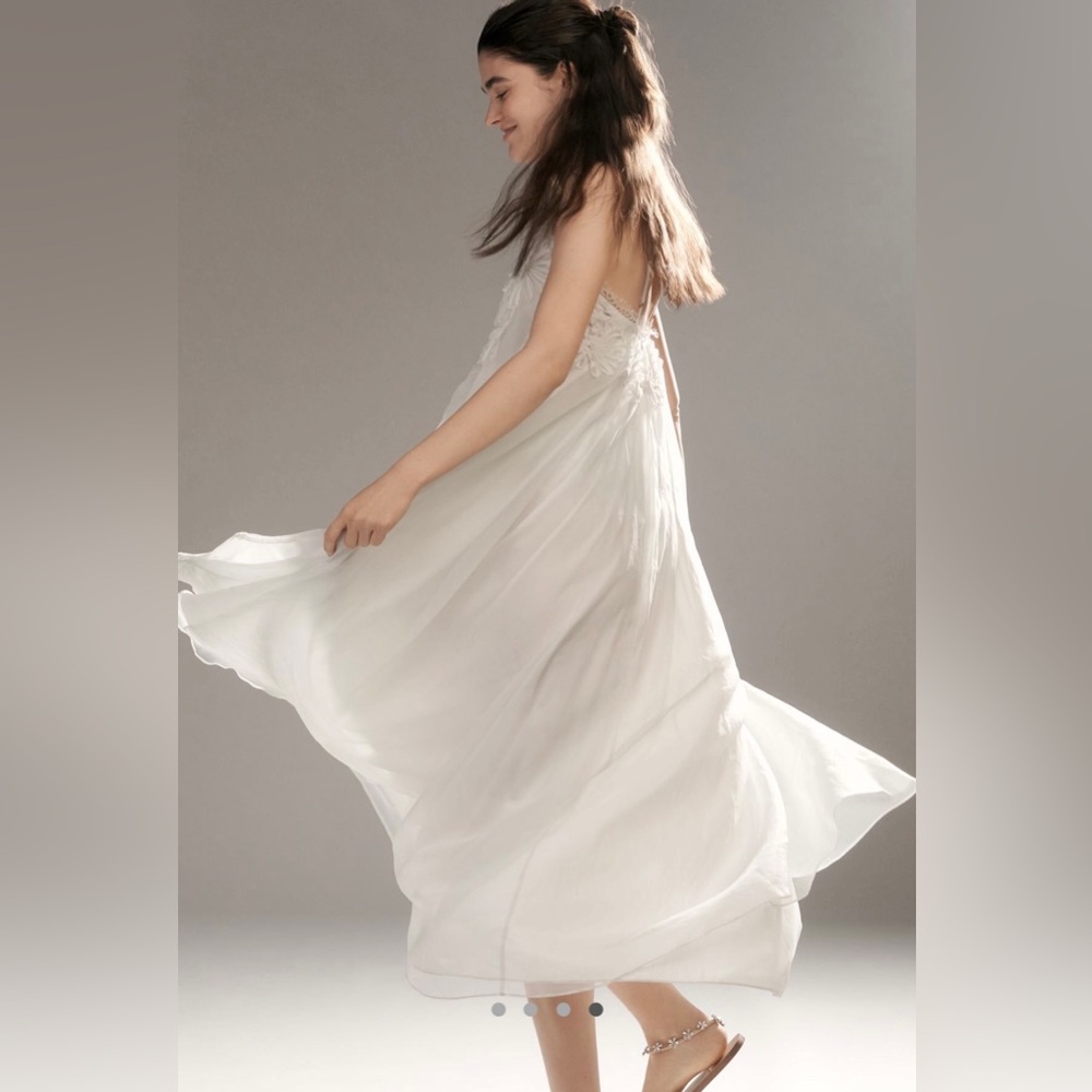 Let Me Be Sleeveless Appliqué Midi Dress